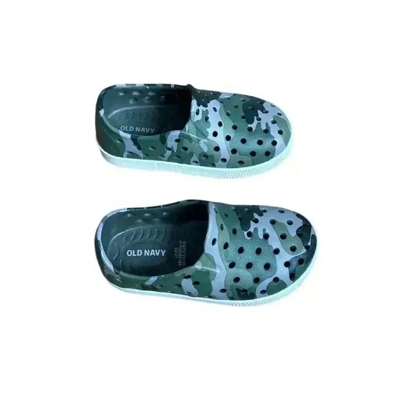 Old Navy Camouflage Toddler Size 6 Water Shoes Unisex Camo Rubber Slip On - Picture 1 of 9